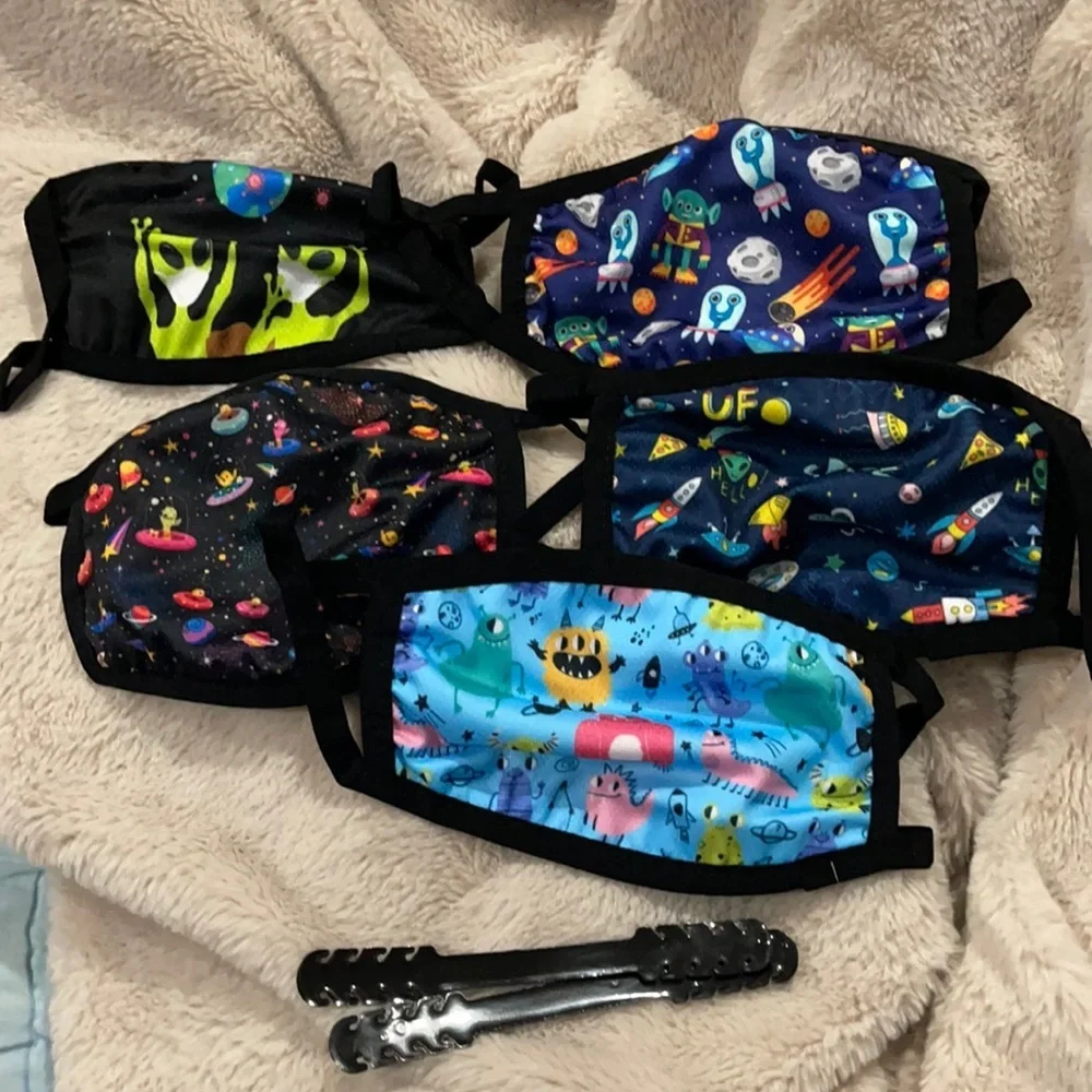 New set/5 kid’s Alien face masks
